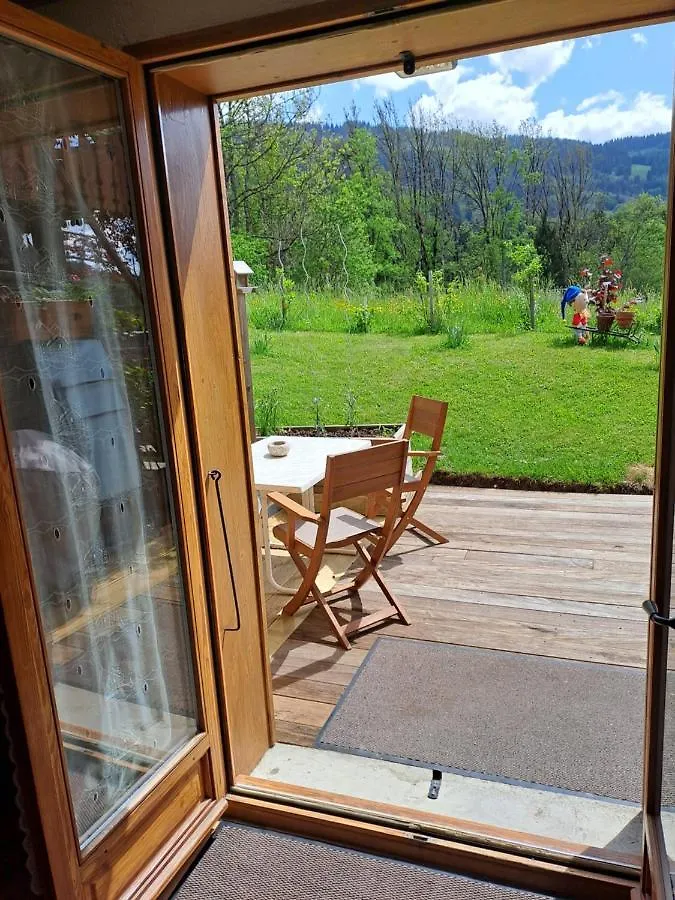 A4 Km De Megeve Tres Joli Studio Avec Jacuzzi ,Vue Sur Les Montagnes Au Calme Praz-sur-Arly