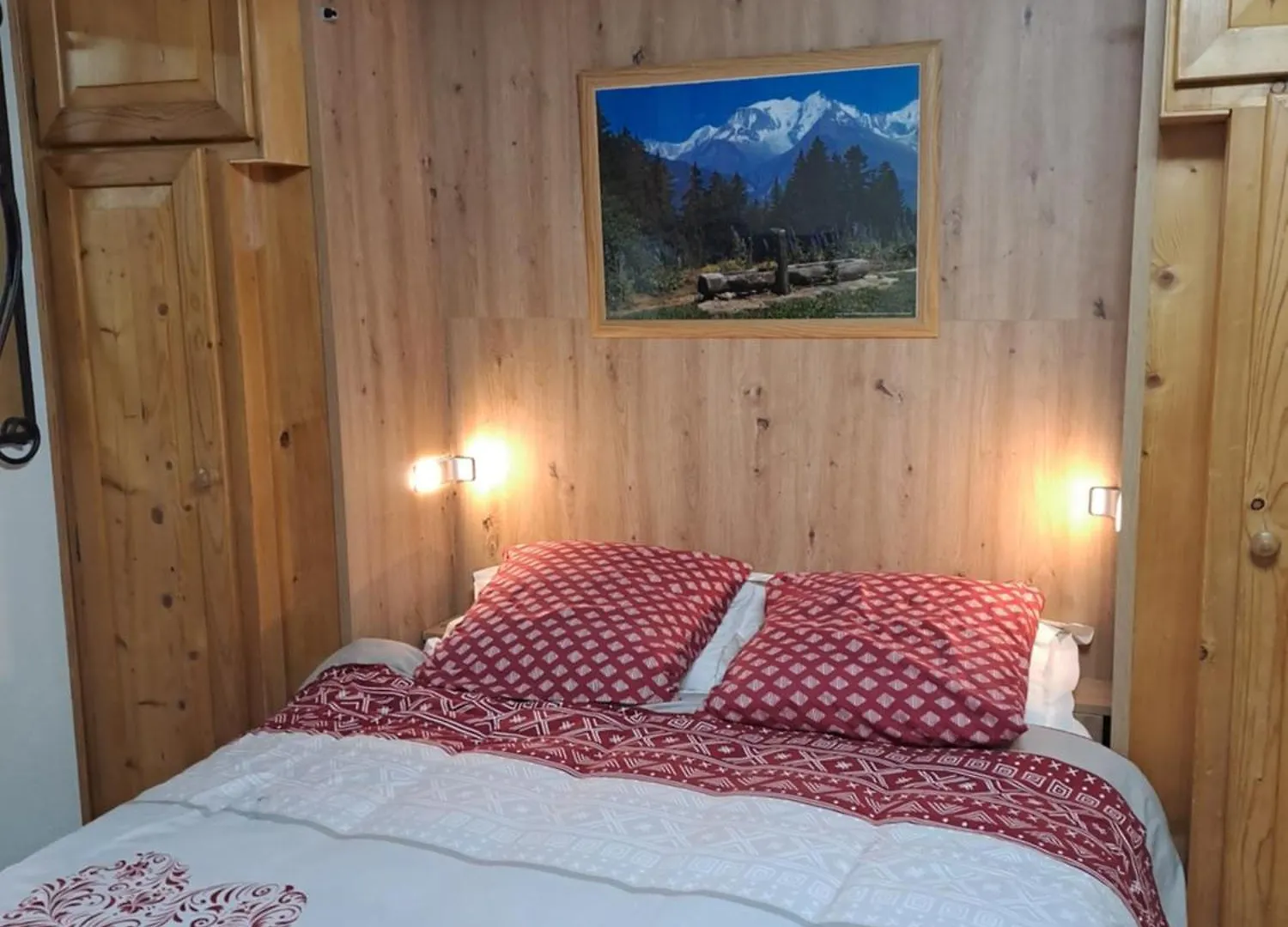 A4 Km De Megeve Tres Joli Studio Avec Jacuzzi ,Vue Sur Les Montagnes Au Calme Praz-sur-Arly 0*,  France